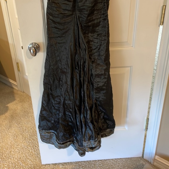 VGUC size 2 Nicole Miller gown - Picture 6 of 7